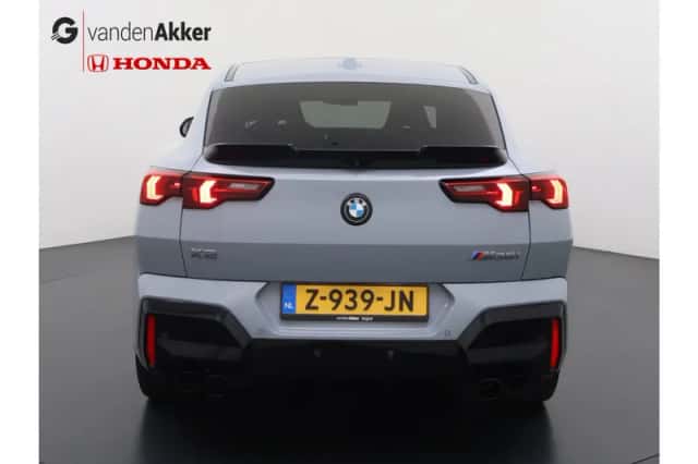 BMW X2 (2024) thumbnail 4
