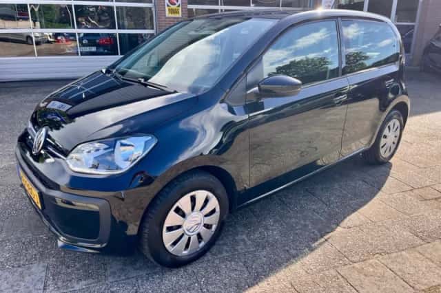 Volkswagen Up (2017) thumbnail 2