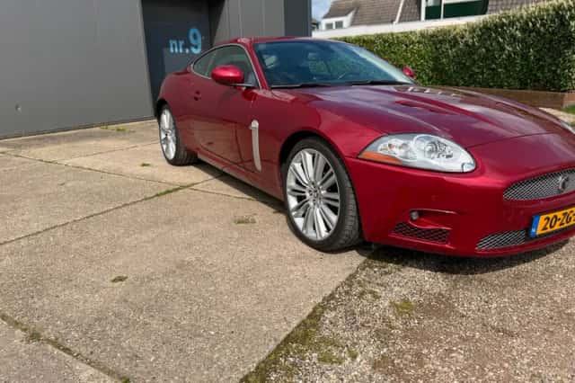 Jaguar XKR (2008) thumbnail 2