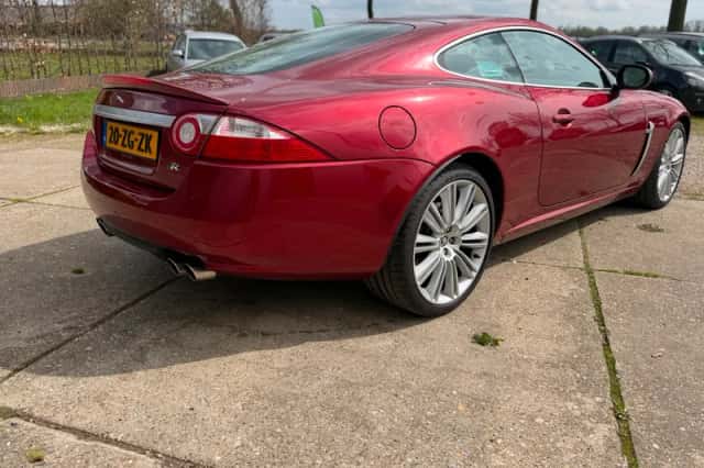 Jaguar XKR (2008) thumbnail 3
