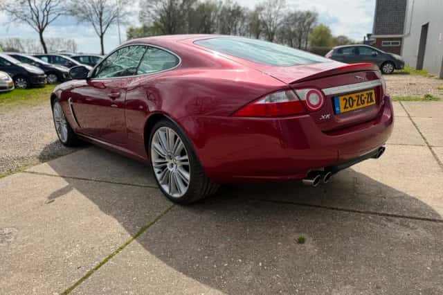 Jaguar XKR (2008) thumbnail 4