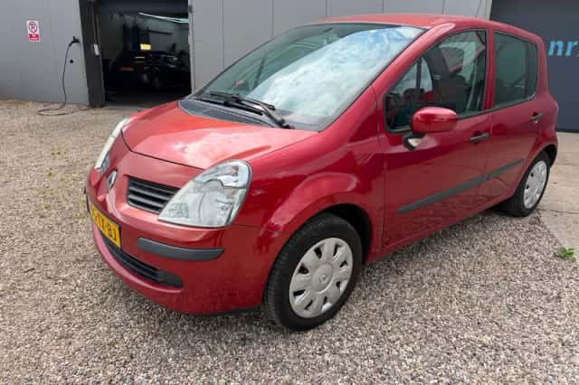 Renault Modus (2007) thumbnail 1
