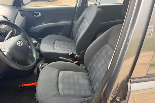 Hyundai i10 (2009) thumbnail 3