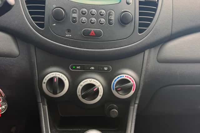 Hyundai i10 (2009) thumbnail 4