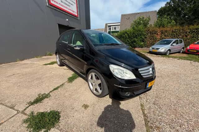 Mercedes-Benz B-Klasse (2006) thumbnail 2