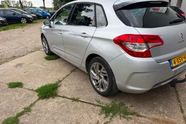 Citroën C4 (2014) thumbnail 4
