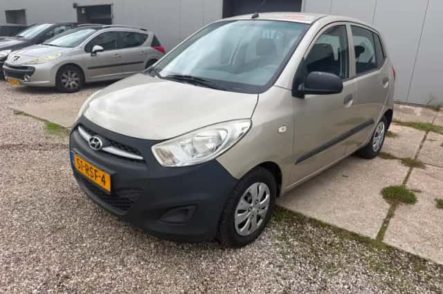 Hyundai i10 (2011) thumbnail 1