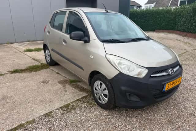 Hyundai i10 (2011) thumbnail 2