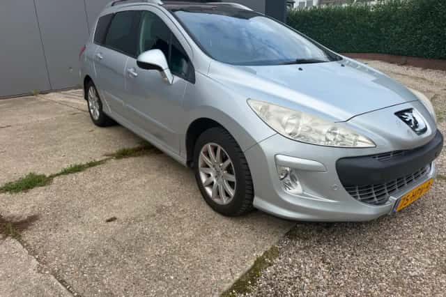 Peugeot 308 (2009) thumbnail 2