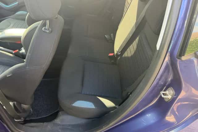 Peugeot 208 (2012) thumbnail 6