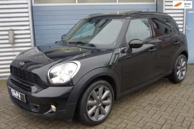 MINI Countryman (2011) thumbnail 1