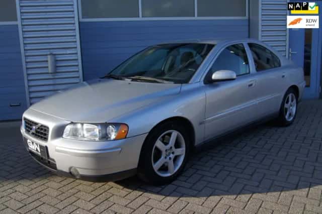 Volvo S60 (2005) thumbnail 1