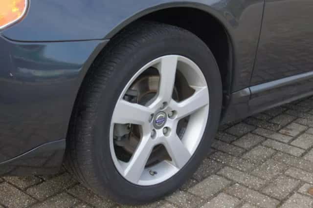 Volvo V70 (2009) thumbnail 5