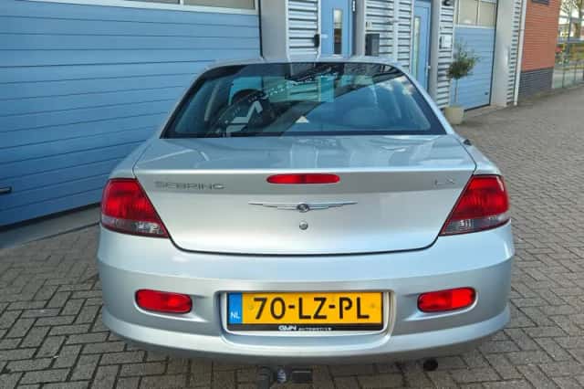 Chrysler Sebring (2003) thumbnail 6