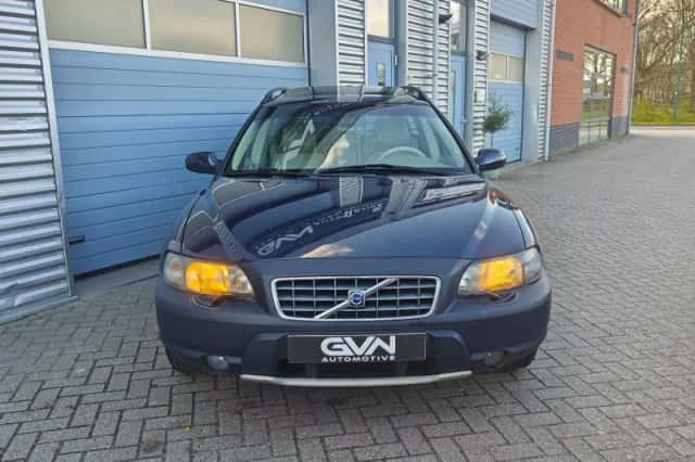 Volvo XC70 (2001) thumbnail 2