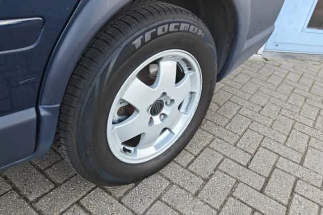 Volvo XC70 (2001) thumbnail 5
