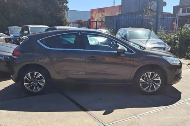 Citroën DS4 (2011) thumbnail 3