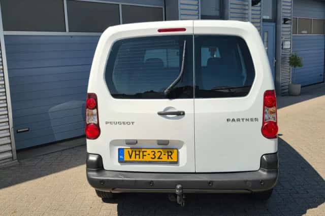 Peugeot Partner (2014) thumbnail 6