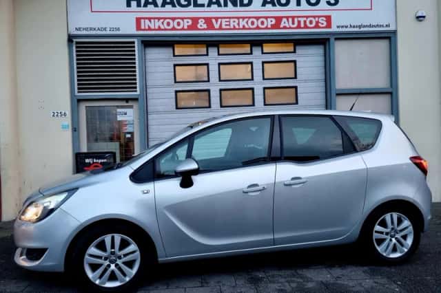 Opel Meriva (2015) thumbnail 3