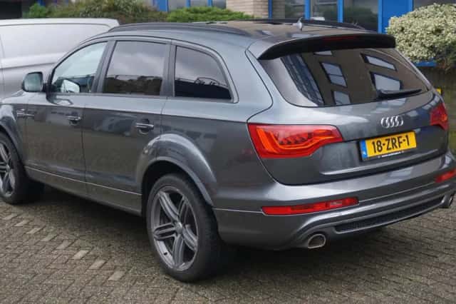 Audi Q7 (2013) thumbnail 4