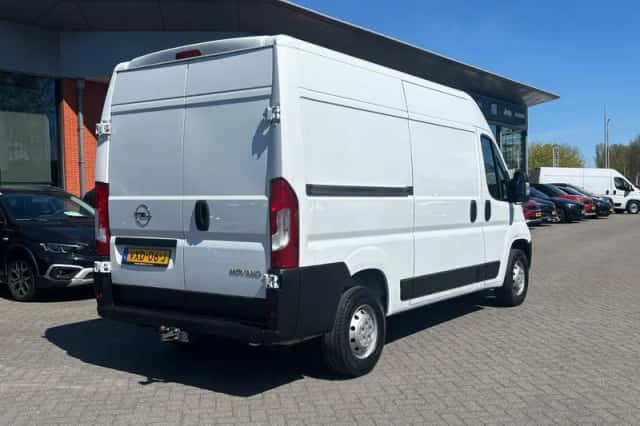 Opel Movano (2023) thumbnail 2