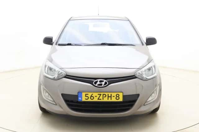 Hyundai i20 (2013) thumbnail 6
