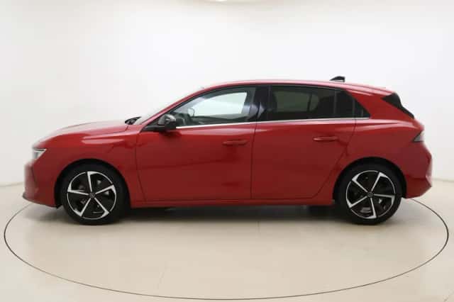Opel Astra (2022) thumbnail 5