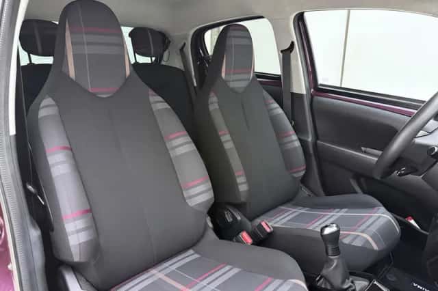 Peugeot 108 (2014) thumbnail 5