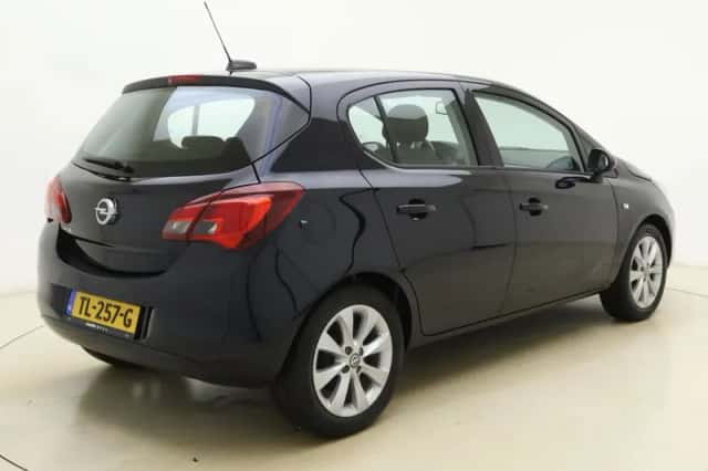 Opel Corsa (2018) thumbnail 2