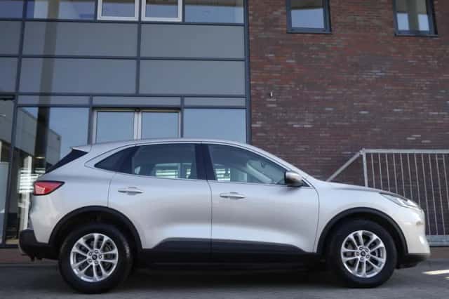Ford Kuga (2020) thumbnail 2