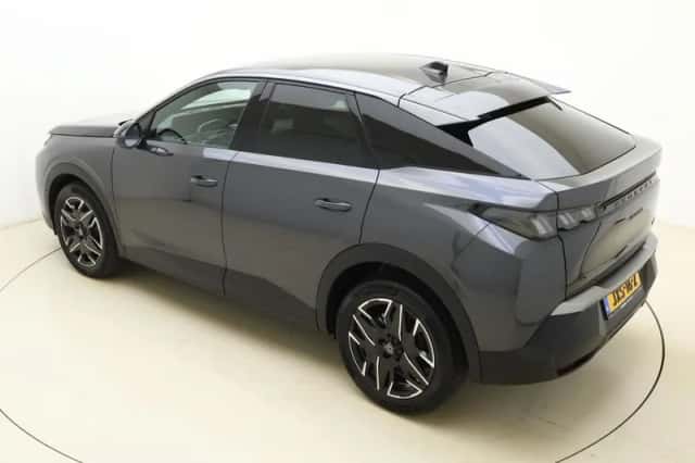 Peugeot 3008 (2025) thumbnail 4
