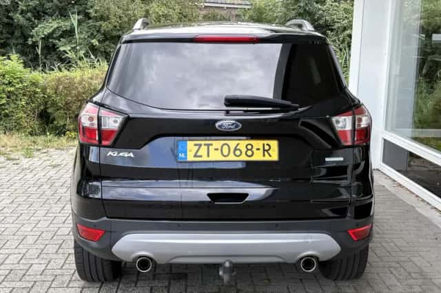 Ford Kuga (2019) thumbnail 5