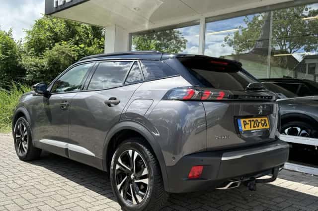 Peugeot 2008 (2022) thumbnail 3