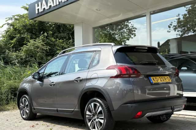 Peugeot 2008 (2016) thumbnail 4