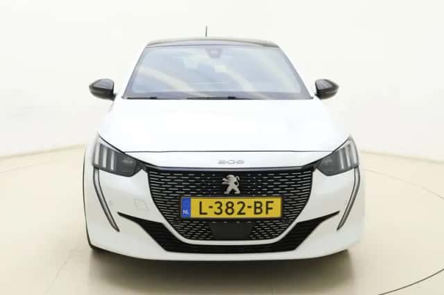 Peugeot 208 (2021) thumbnail 6