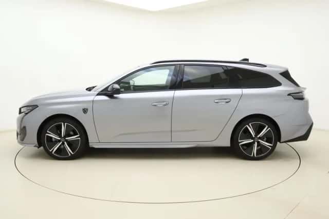 Peugeot 308 (2024) thumbnail 5