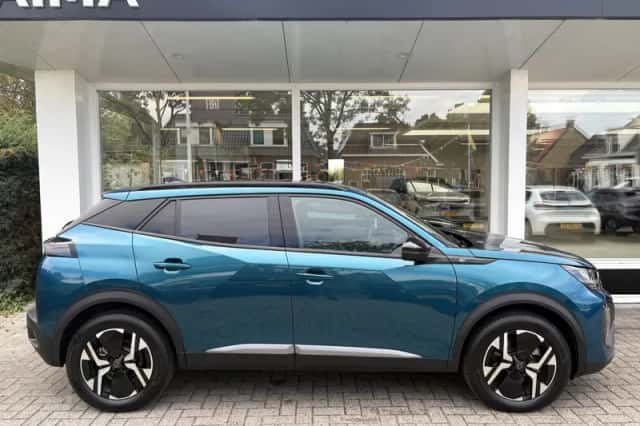 Peugeot e-2008 (2025) thumbnail 2