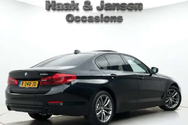 BMW 5-Serie (2019) thumbnail 4