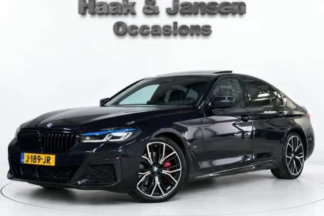 BMW X3 (2022) thumbnail 2