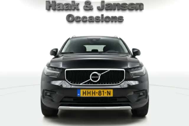 Volvo XC40 (2020) thumbnail 5