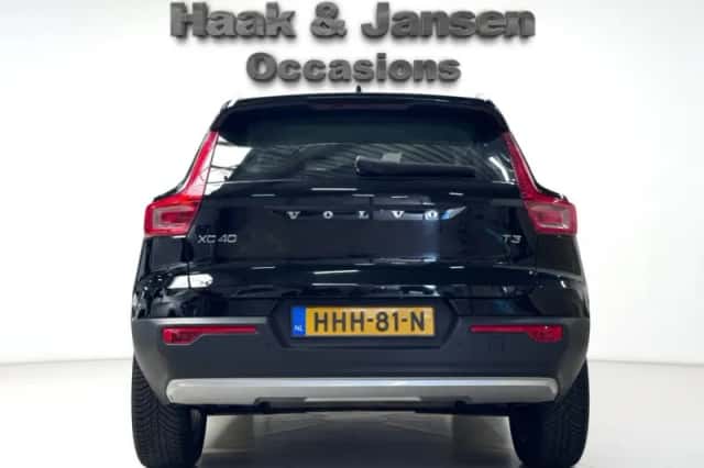 Volvo XC40 (2020) thumbnail 6