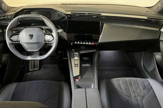 Peugeot 308 (2023) thumbnail 3