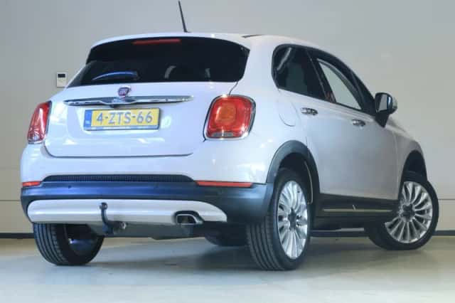 Fiat 500X (2015) thumbnail 4