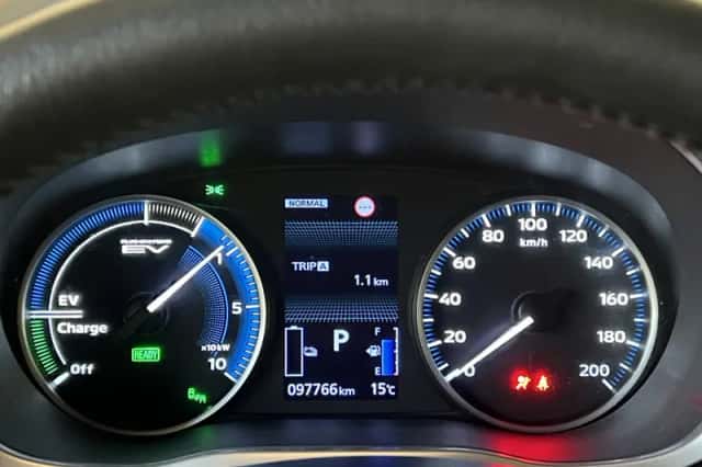 Mitsubishi Eclipse Cross (2021) thumbnail 5