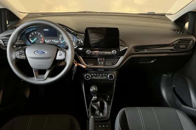 Ford Fiesta (2019) thumbnail 3