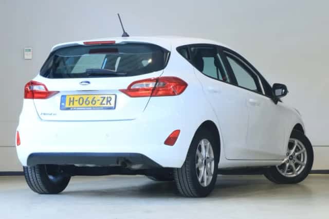 Ford Fiesta (2019) thumbnail 4