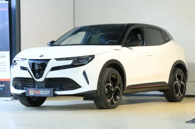 Alfa Romeo Junior (2025) thumbnail 5