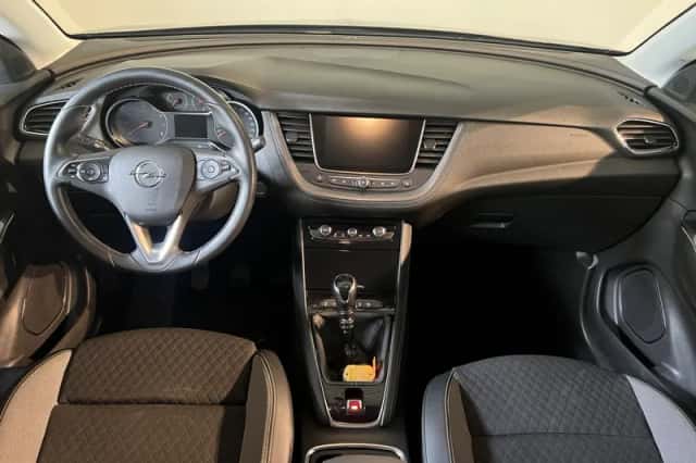Opel Grandland (2018) thumbnail 3