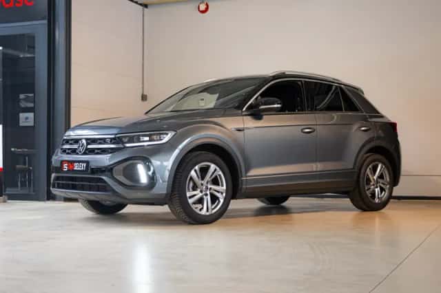 Volkswagen T-Roc (2022) thumbnail 3