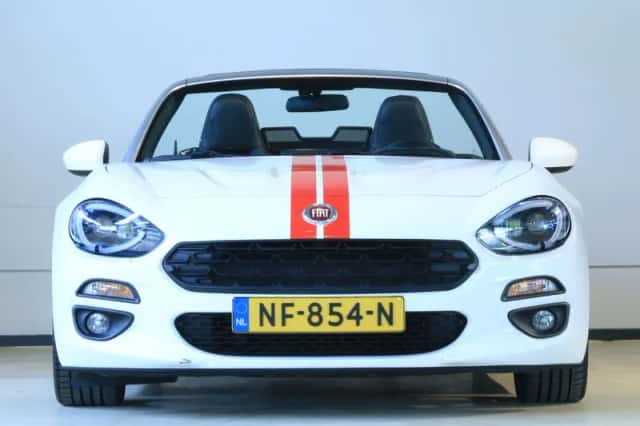 Fiat 124 Spider (2017) thumbnail 6